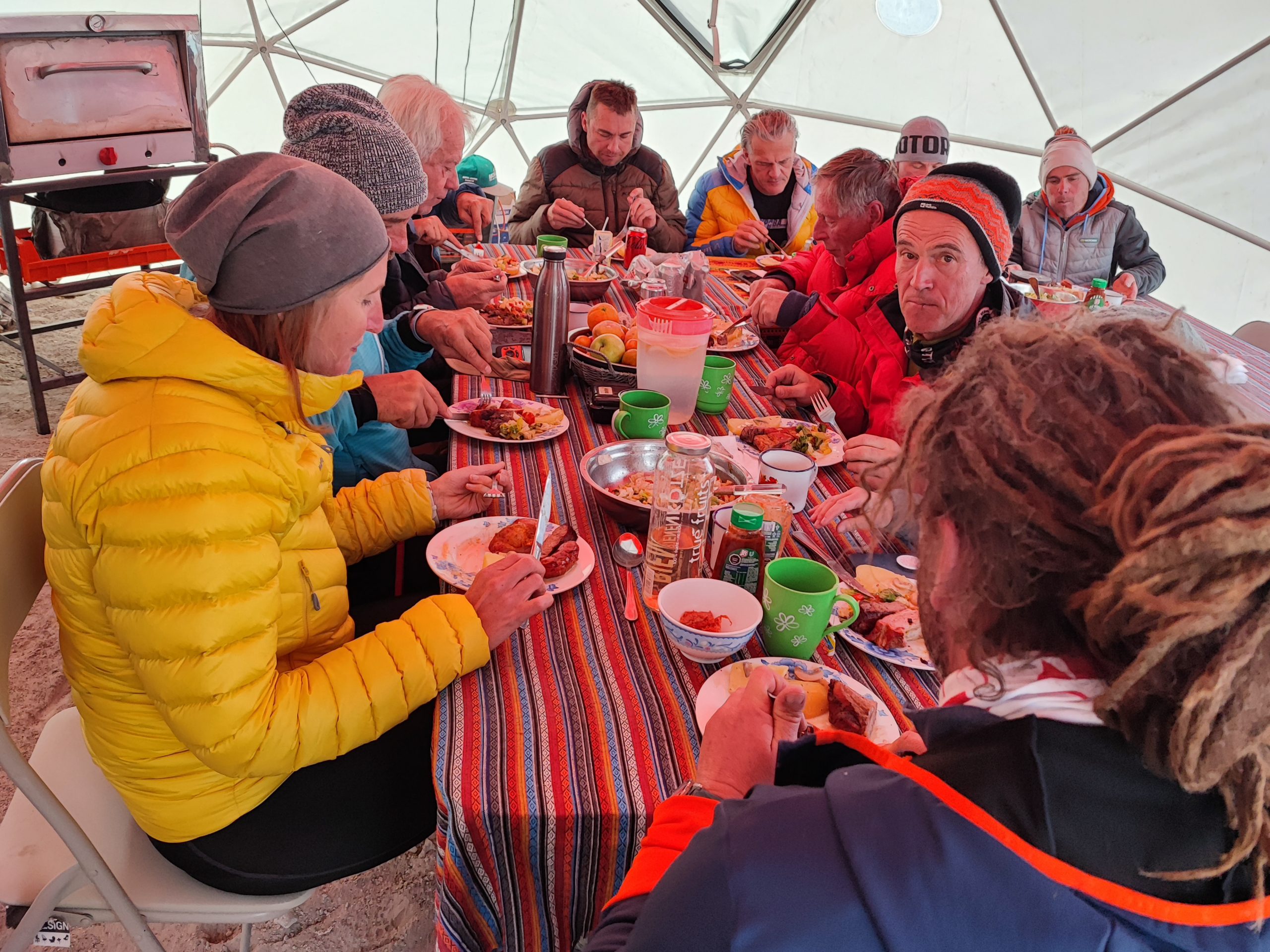 ojos del salado base camp