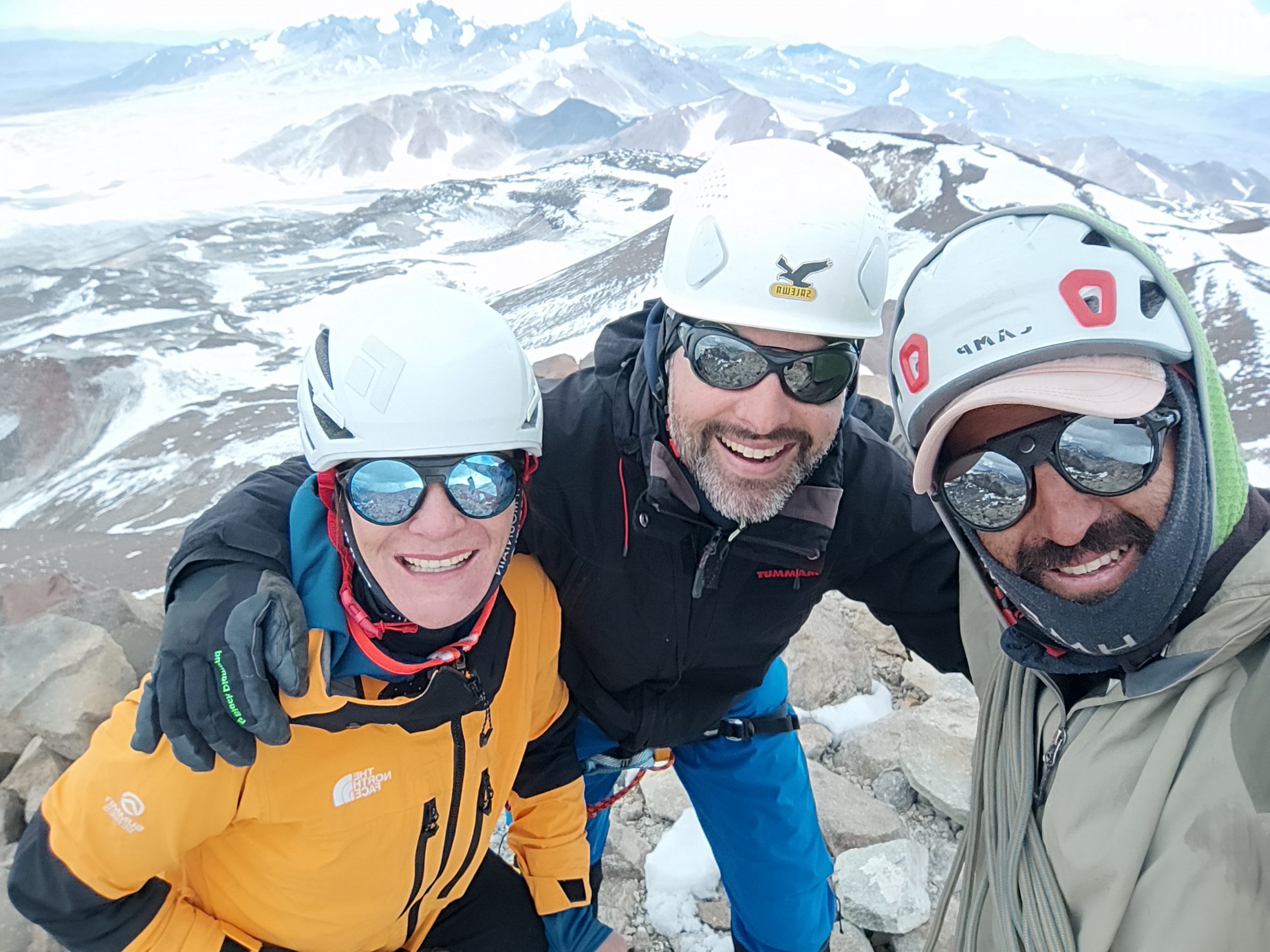 ojos del salado summit